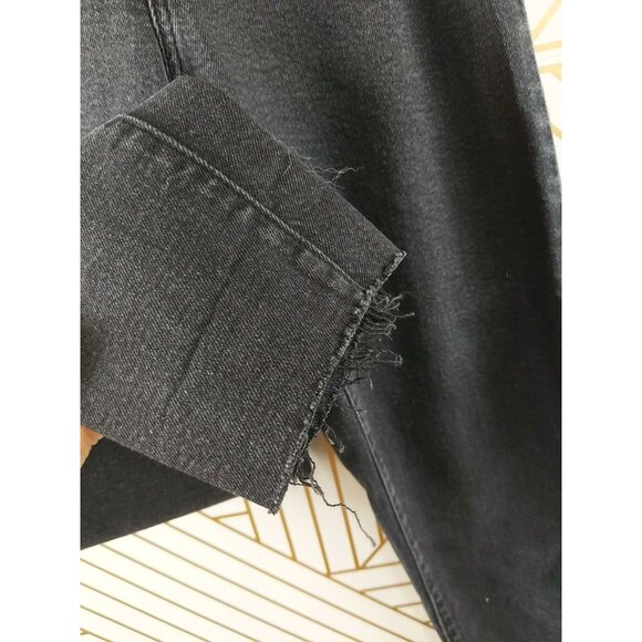 LEVI'S Women's Black High Waisted Taper Jeans Pockets Zip Fly Size 25 READ - Picture 7 of 9
